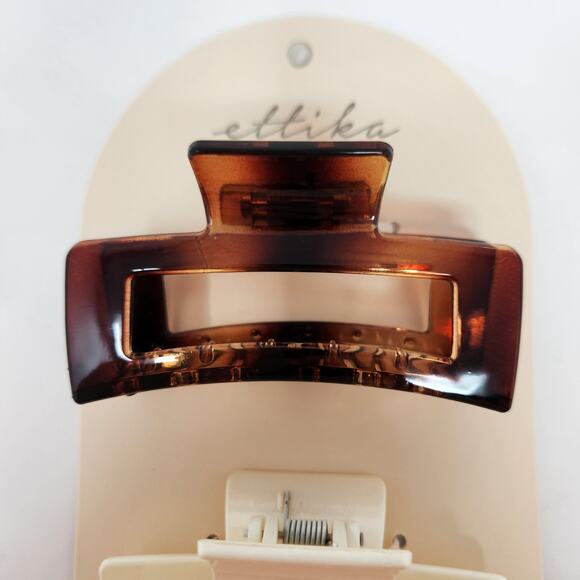 Ettika Hair Accessories Claw Clips Set of 2 New in Package - Picture 2 of 5